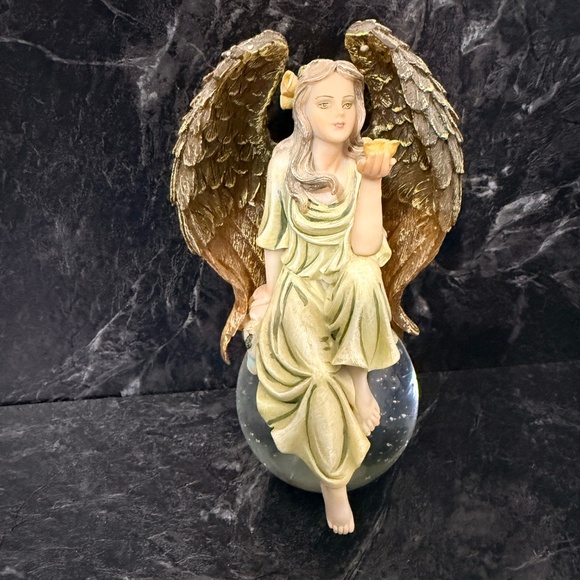 Angel/Fairy Figurine on Glass Ball - Picture 1 of 13